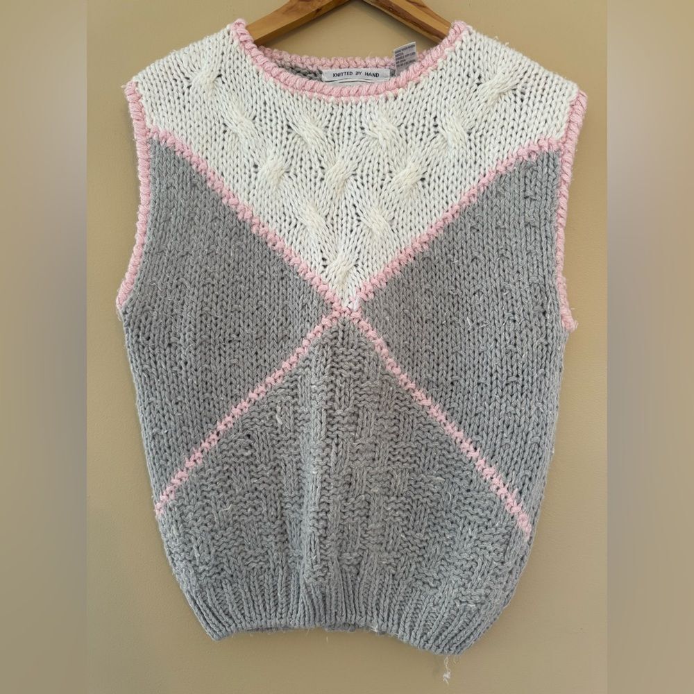 Vintage Chic Knit Sweater Vest in Gray, White, and Pink